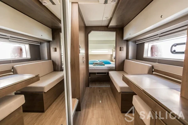 Bali 4.2 - Yacht Charter Sailica