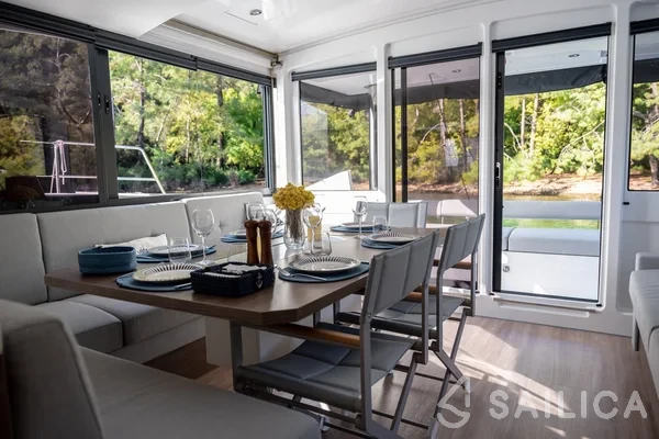 Bali 4.8  - Yacht Charter Sailica