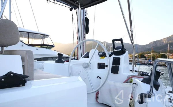 Bali Catspace - Yacht Charter Sailica