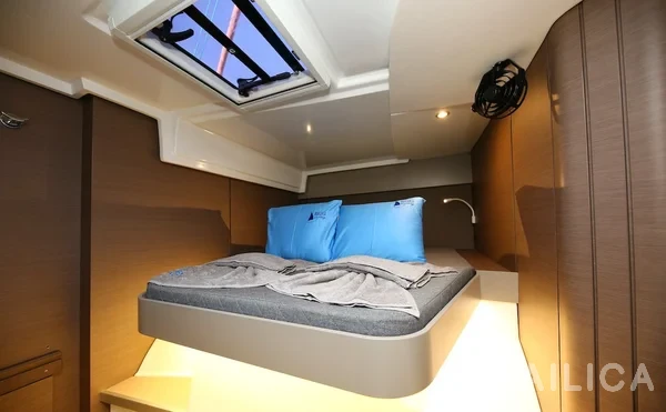 Bali Catspace - Yacht Charter Sailica