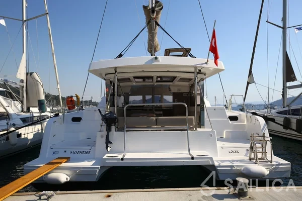 Bali Catspace - Yacht Charter Sailica