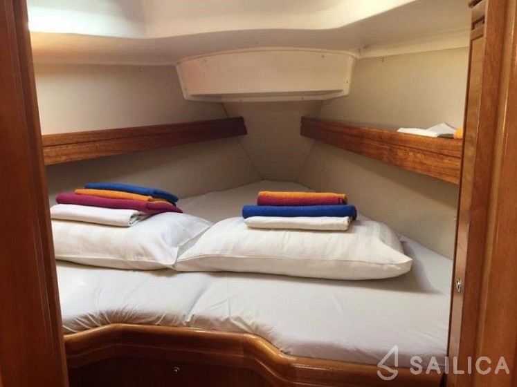 Bavaria 31 Cruiser - Yacht Charter Sailica