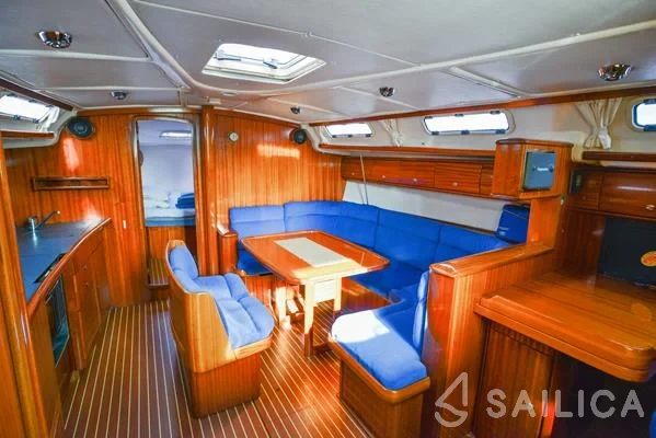 Bavaria 44 - Yacht Charter Sailica