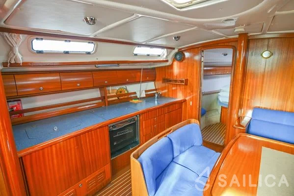 Bavaria 44 - Yacht Charter Sailica