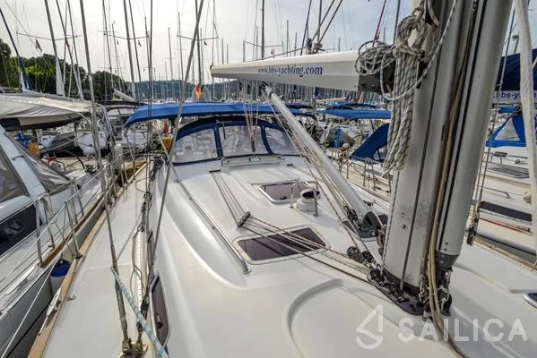 Bavaria 46 Cruiser - Yacht Charter Sailica
