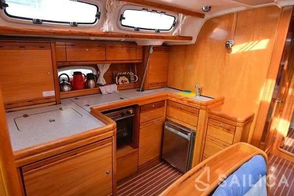 Bavaria 46 Cruiser - Yacht Charter Sailica