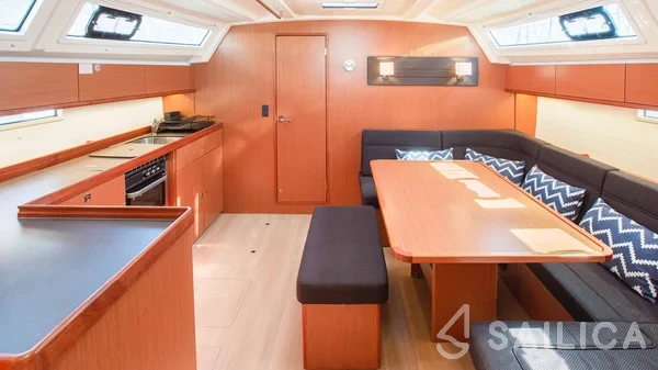 Bavaria 46 Cruiser - Yacht Charter Sailica