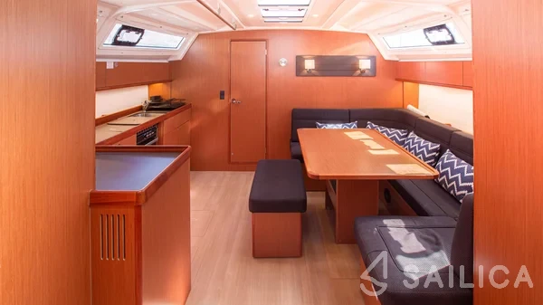 Bavaria 46 Cruiser - Yacht Charter Sailica