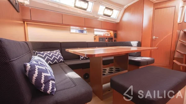 Bavaria 46 Cruiser - Yacht Charter Sailica