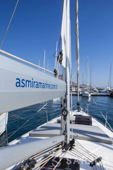 Bavaria 46 Cruiser - Yacht Charter Sailica