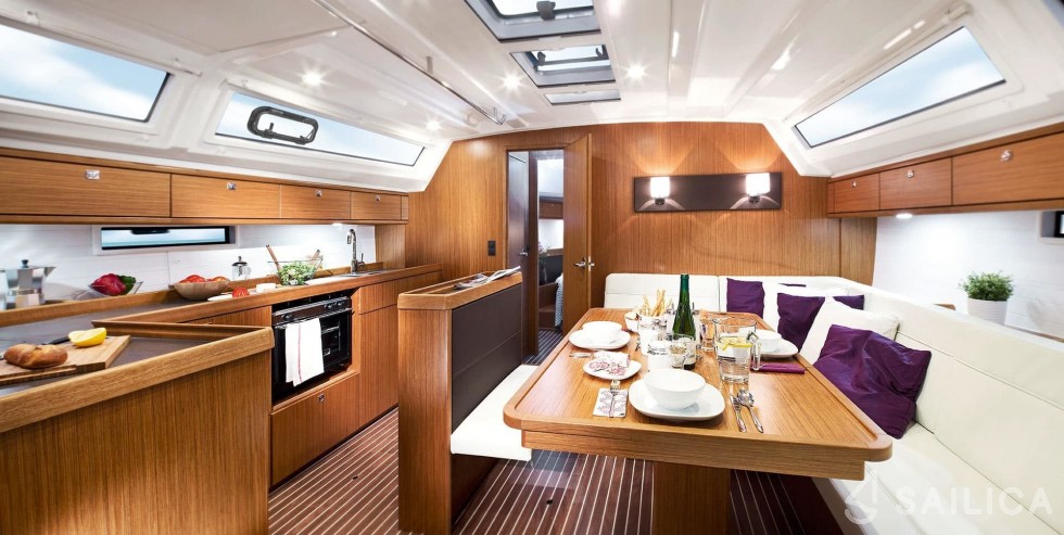 Bavaria 46 Cruiser - Yacht Charter Sailica