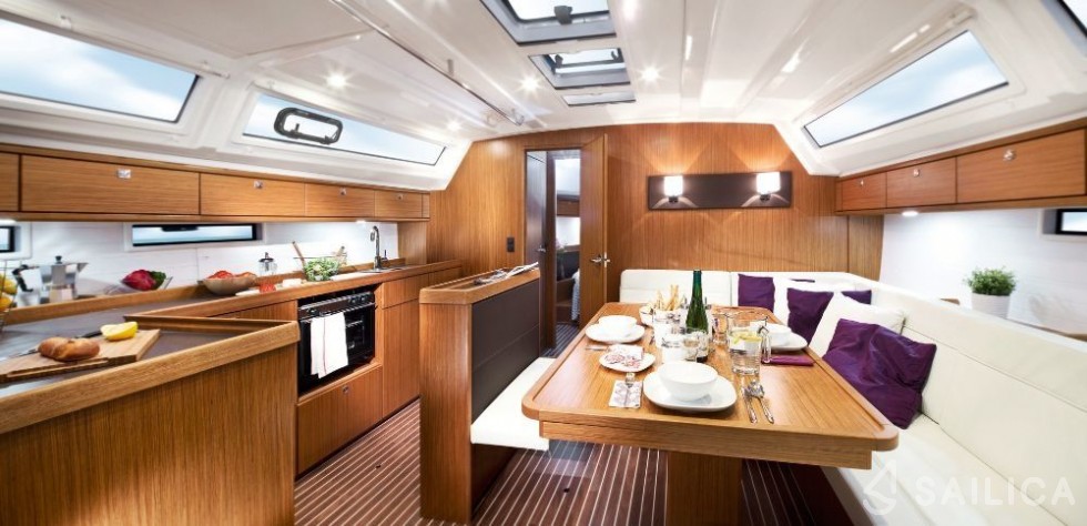 Bavaria 46 Cruiser - Yacht Charter Sailica