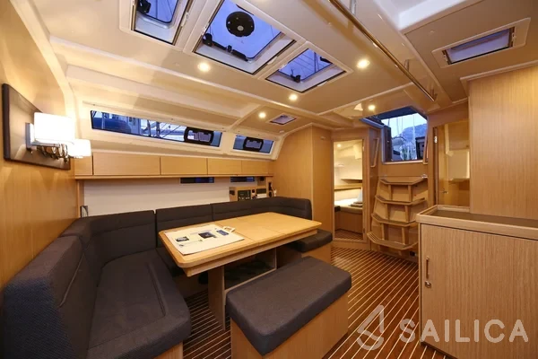 Bavaria 46 Cruiser - Yacht Charter Sailica