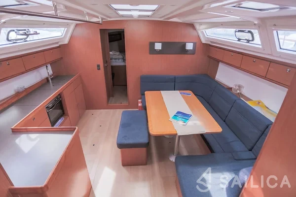 Bavaria 46 Cruiser - Yacht Charter Sailica