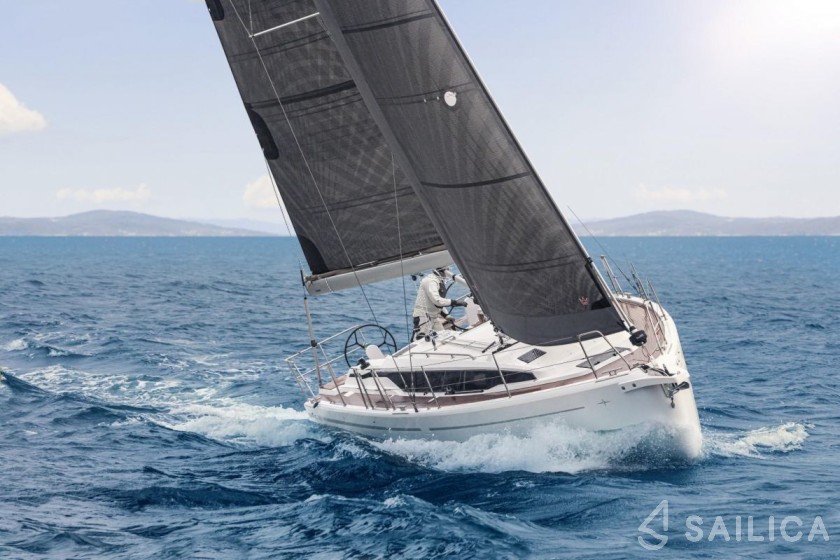 Bavaria C38 - Yacht Charter Sailica
