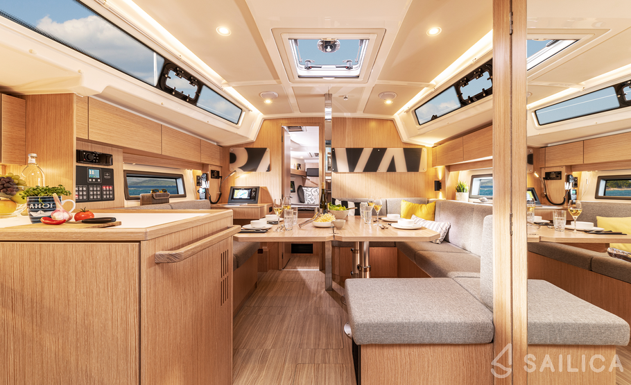 Bavaria C38 - Yacht Charter Sailica