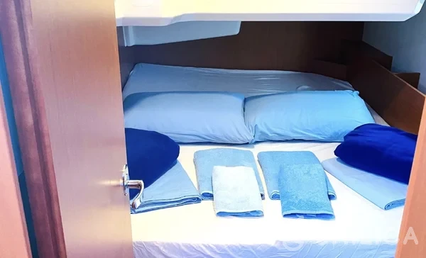 Bavaria C38 - Yacht Charter Sailica