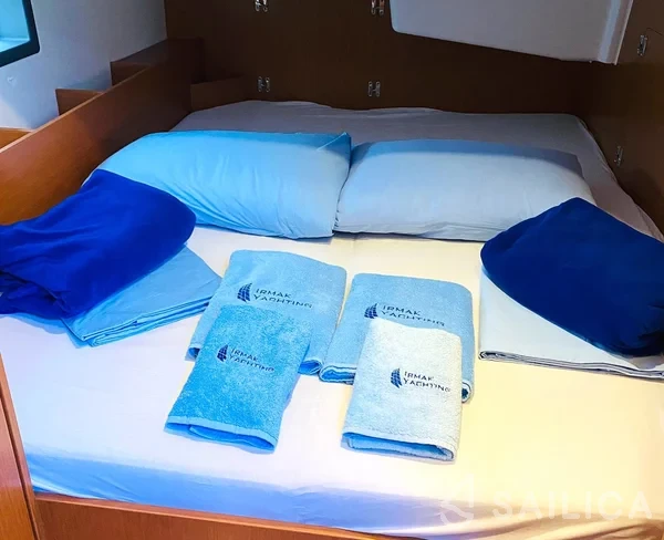 Bavaria C38 - Yacht Charter Sailica