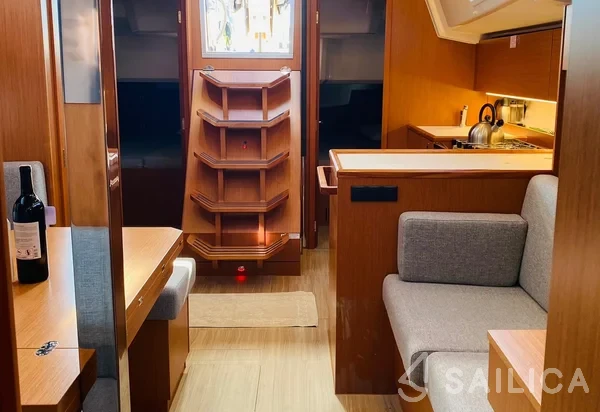 Bavaria C38 - Yacht Charter Sailica