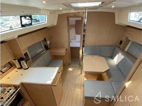Bavaria C42 - Yacht Charter Sailica