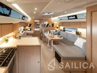 Bavaria C42 - Yacht Charter Sailica