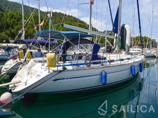 Bavaria 42 - Yacht Charter Sailica