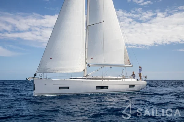 Bavaria C45 - Yacht Charter Sailica