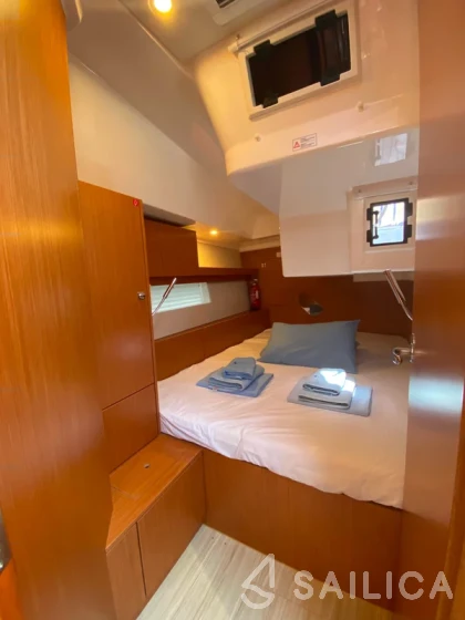 Bavaria C45 - Yacht Charter Sailica