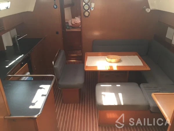 Bavaria 45 Cruiser - Yacht Charter Sailica