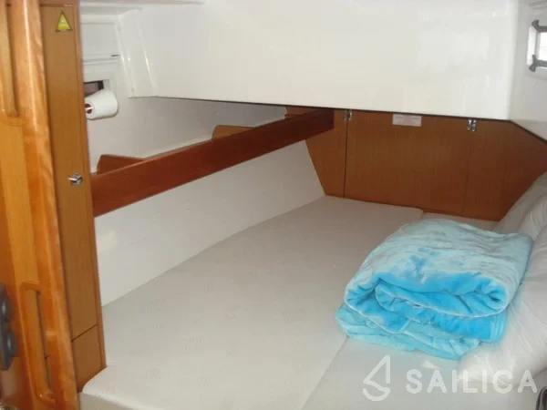 Bavaria 45 Cruiser - Yacht Charter Sailica