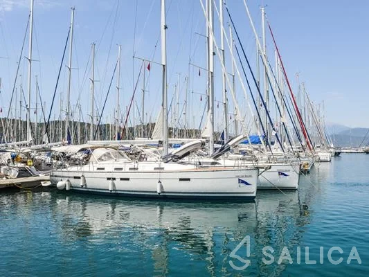 Bavaria 45 Cruiser - Yacht Charter Sailica