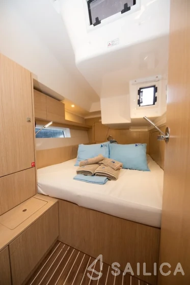 Bavaria C45 - Yacht Charter Sailica