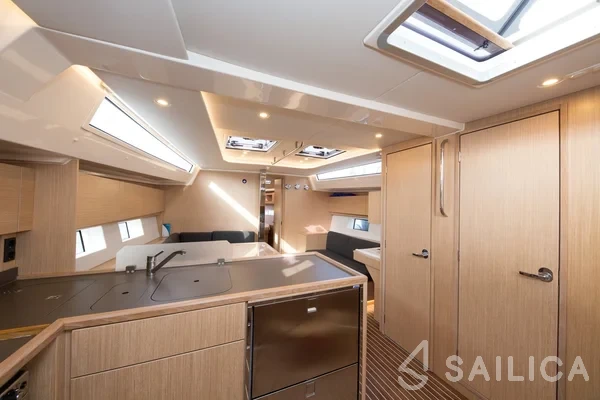 Bavaria C45 - Yacht Charter Sailica