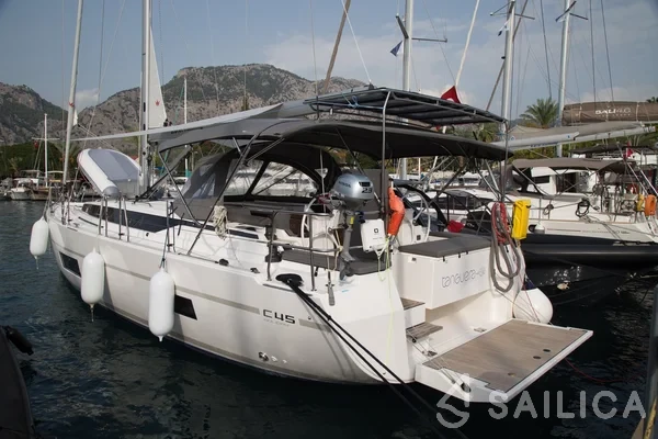 Bavaria C45 - Yacht Charter Sailica