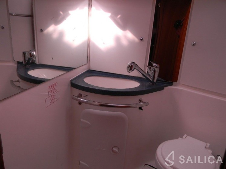 Bavaria C50 - Yacht Charter Sailica