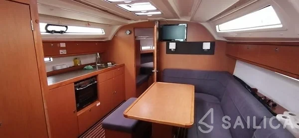 Bavaria 41 Cruiser - Yacht Charter Sailica