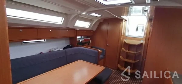 Bavaria 41 Cruiser - Yacht Charter Sailica