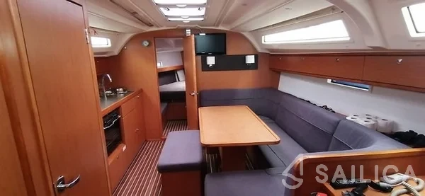 Bavaria 41 Cruiser - Yacht Charter Sailica