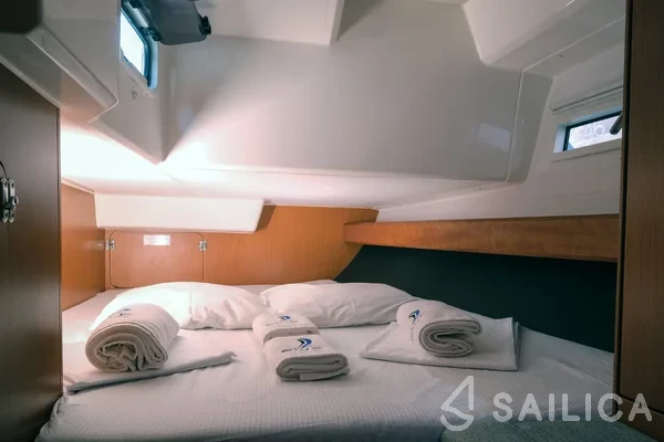 Bavaria 41 Cruiser - Yacht Charter Sailica