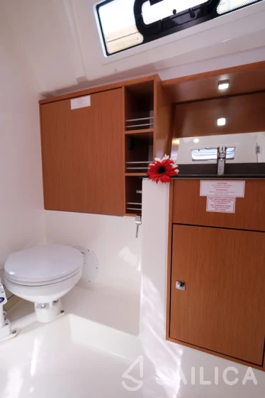 Bavaria 41 Cruiser - Yacht Charter Sailica