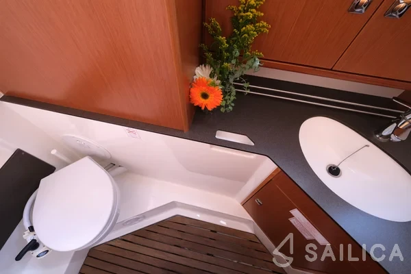 Bavaria 34 Cruiser - Yacht Charter Sailica