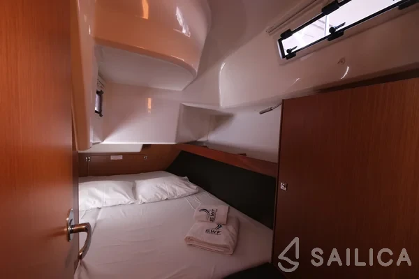 Bavaria 37 Cruiser - Yacht Charter Sailica
