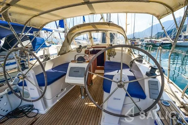 Bavaria 37 Cruiser - Yacht Charter Sailica