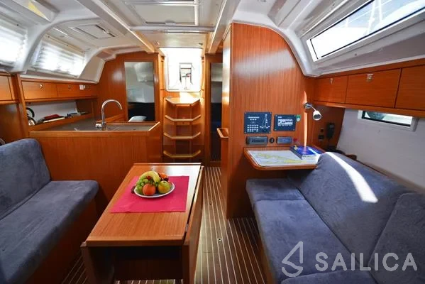 Bavaria 37 Cruiser - Yacht Charter Sailica