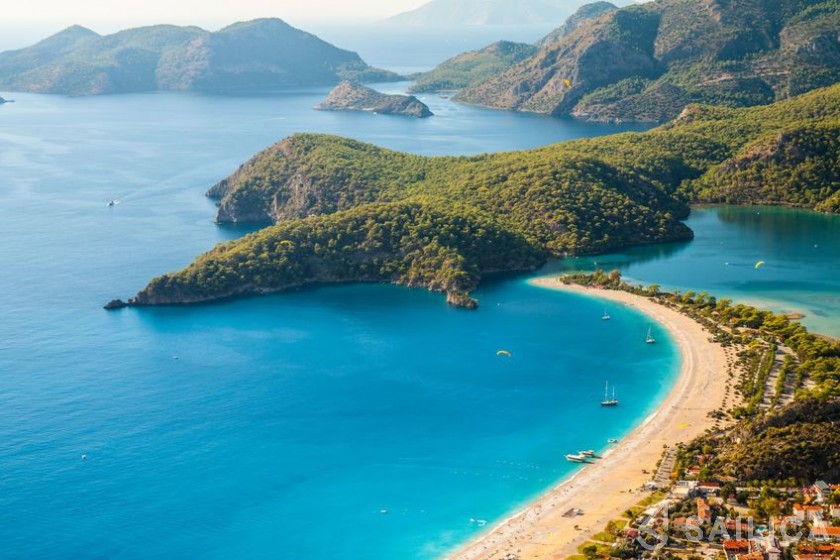 Cyclades 39 - Yacht Charter Sailica