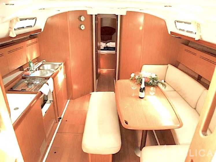 Cyclades 43.4 - Yacht Charter Sailica