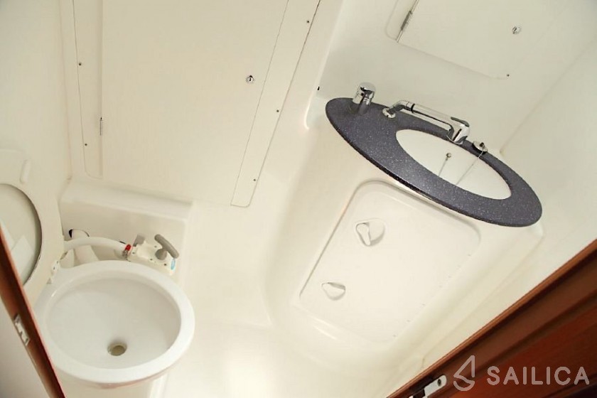 Cyclades 43.4 - Yacht Charter Sailica