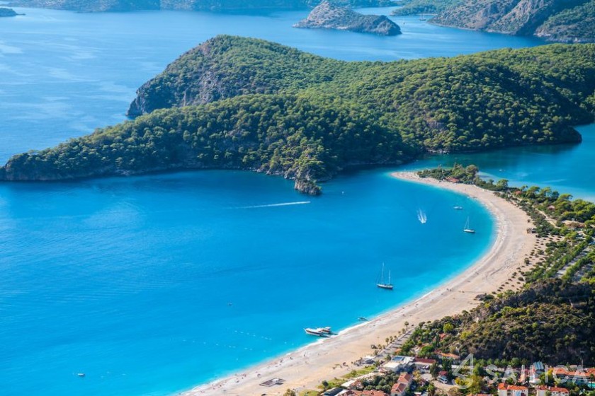 Oceanis 46.1 - Yacht Charter Sailica