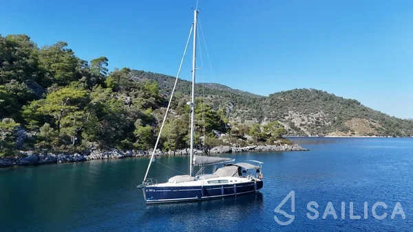 Oceanis 46 - Yacht Charter Sailica