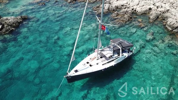 Oceanis 48 - Yacht Charter Sailica